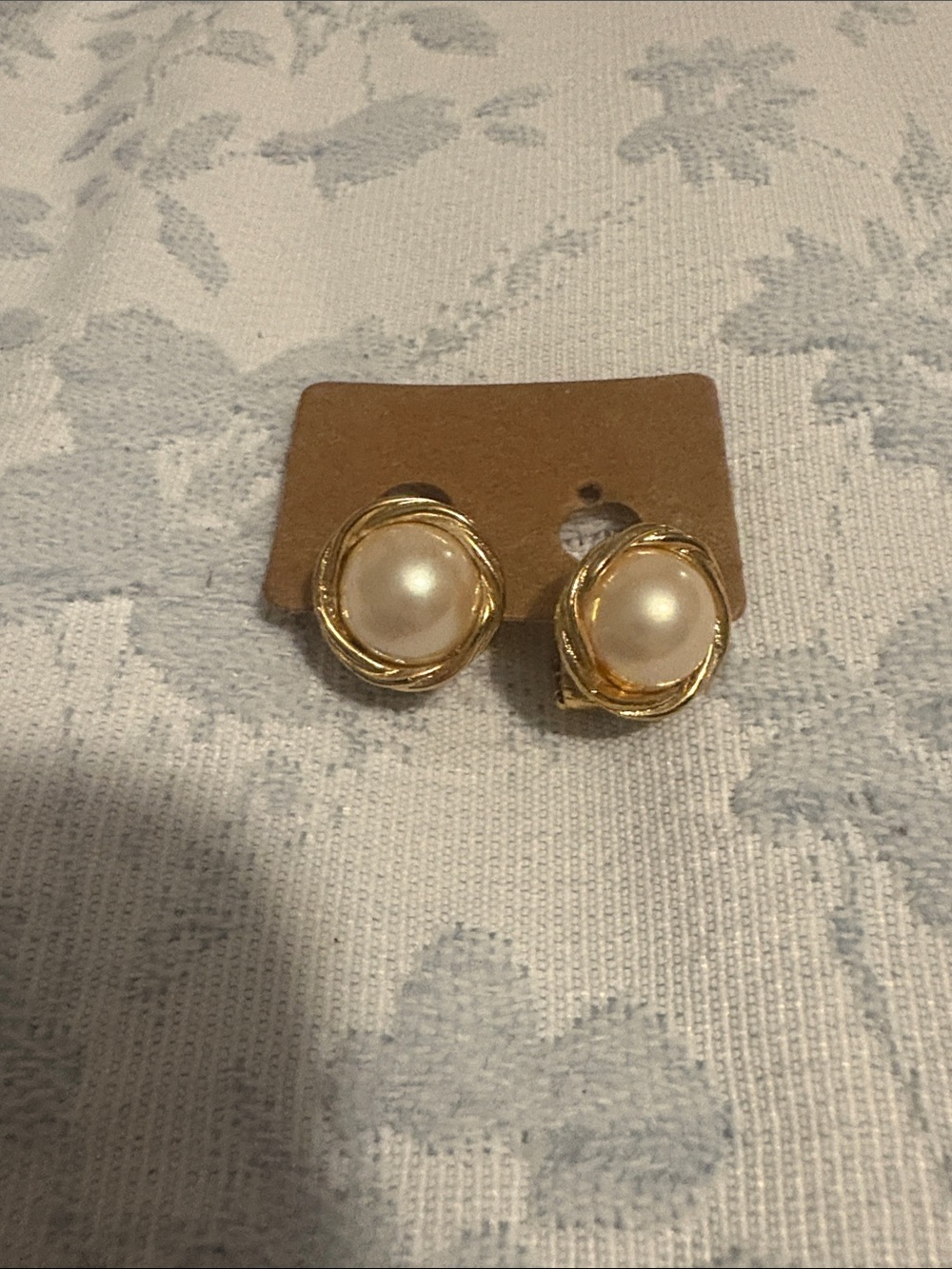 Gold Pearl Clip-on Earrings - Classic Women's Jewelry
